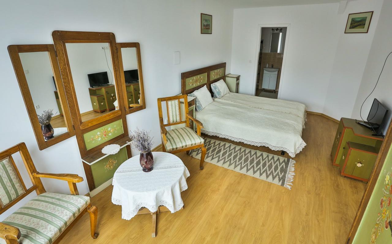 Casa Julia Hotel Odorheiu Secuiesc Bagian luar foto