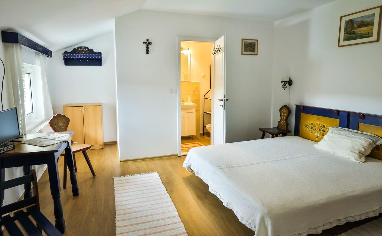 Casa Julia Hotel Odorheiu Secuiesc Bagian luar foto
